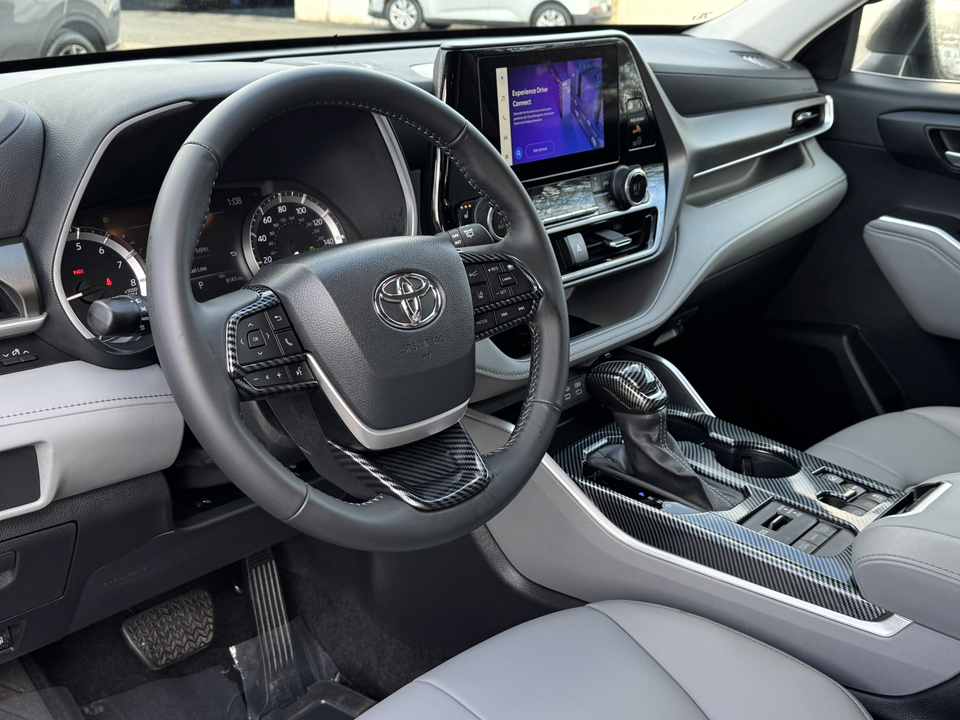 2023 Toyota Highlander XLE 21