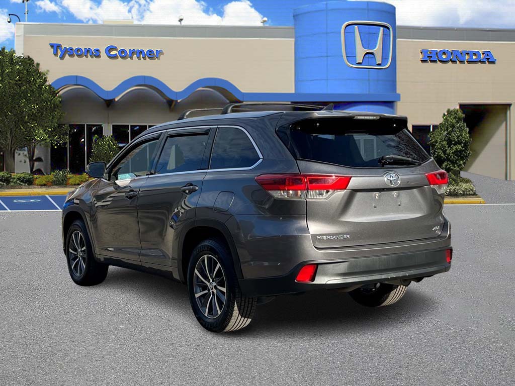 2018 Toyota Highlander XLE 3