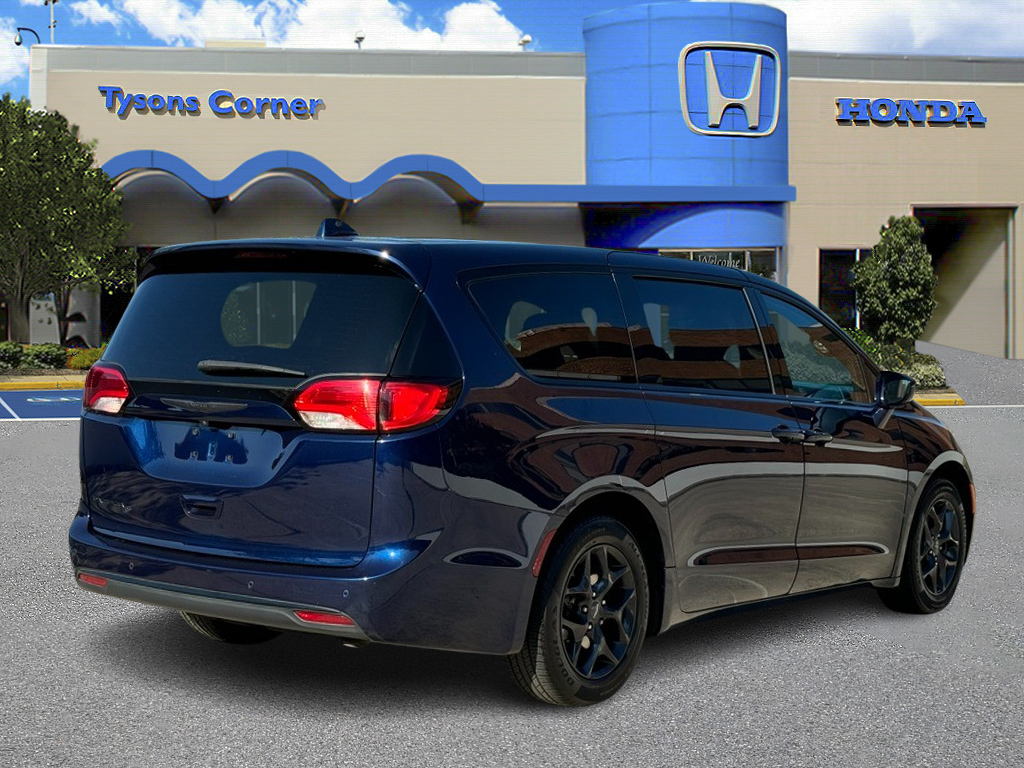 2019 Chrysler Pacifica Touring Plus 4