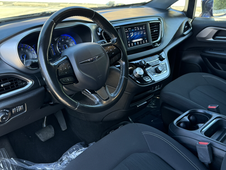 2019 Chrysler Pacifica Touring Plus 18