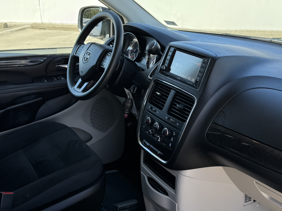 2019 Dodge Grand Caravan SE 9