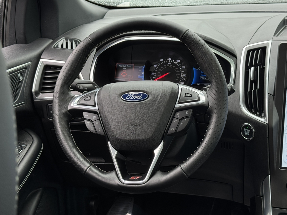 2021 Ford Edge ST 29