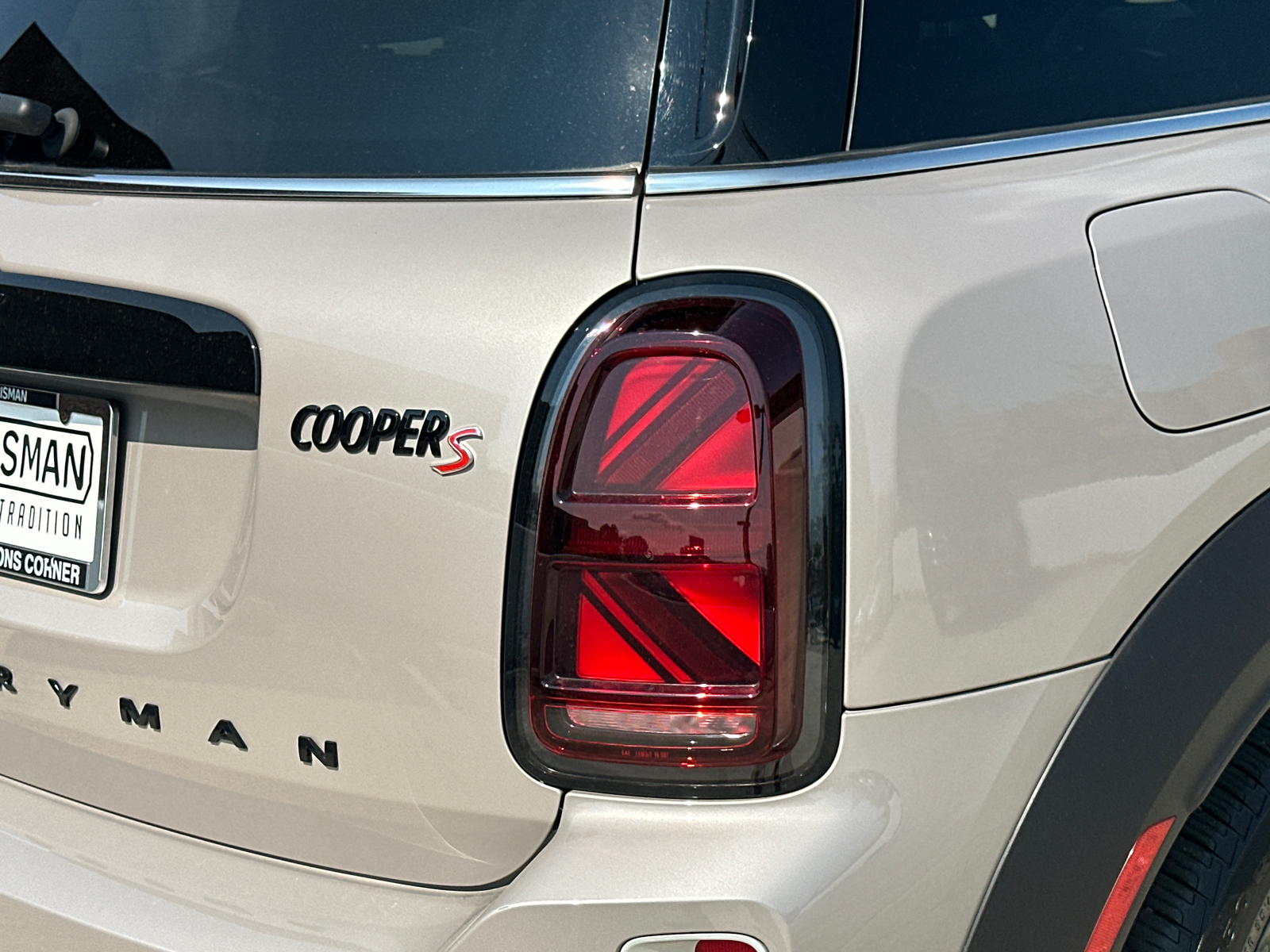 2022 MINI Cooper S Countryman Iconic 25