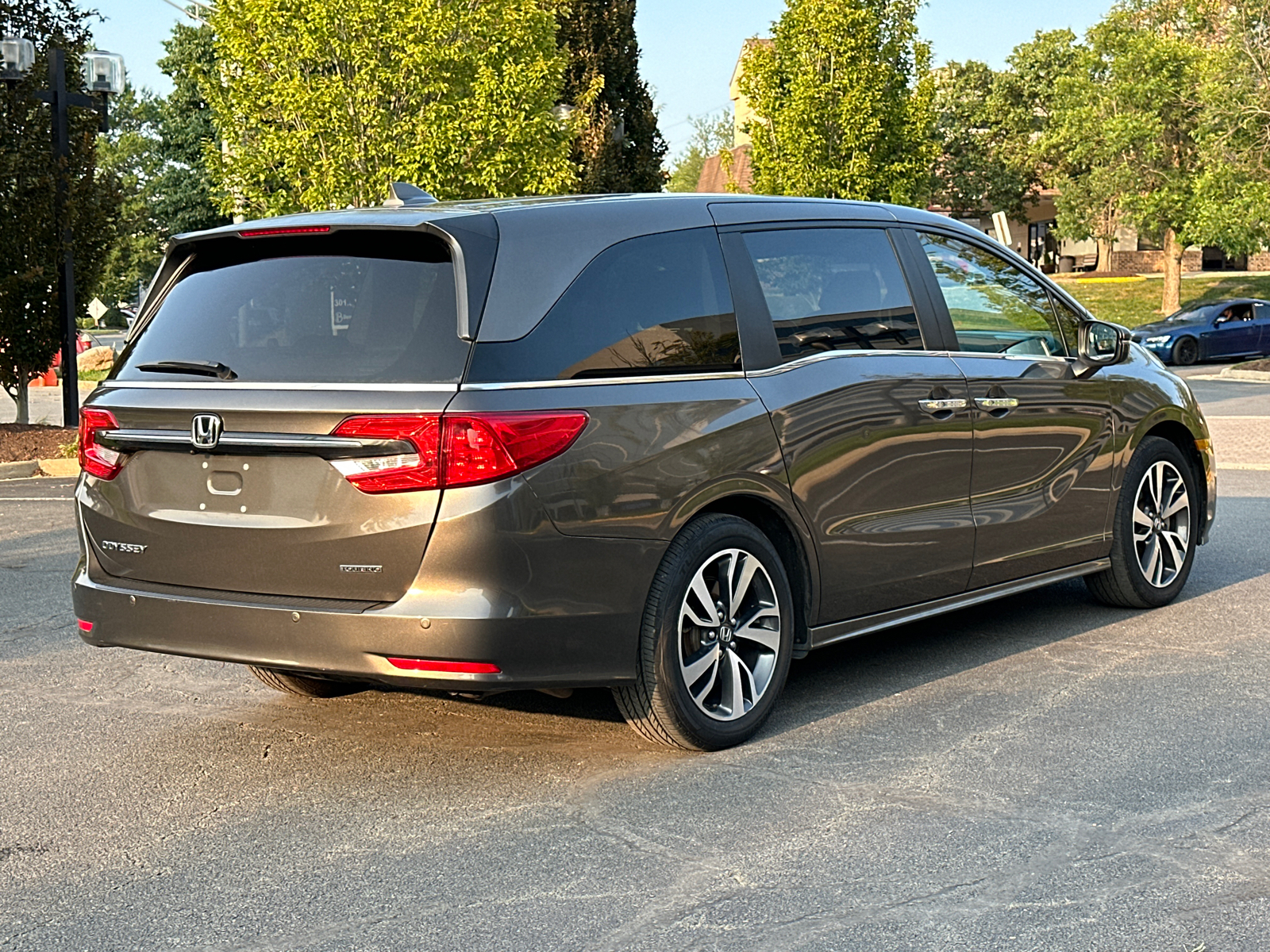 2021 Honda Odyssey Touring 2