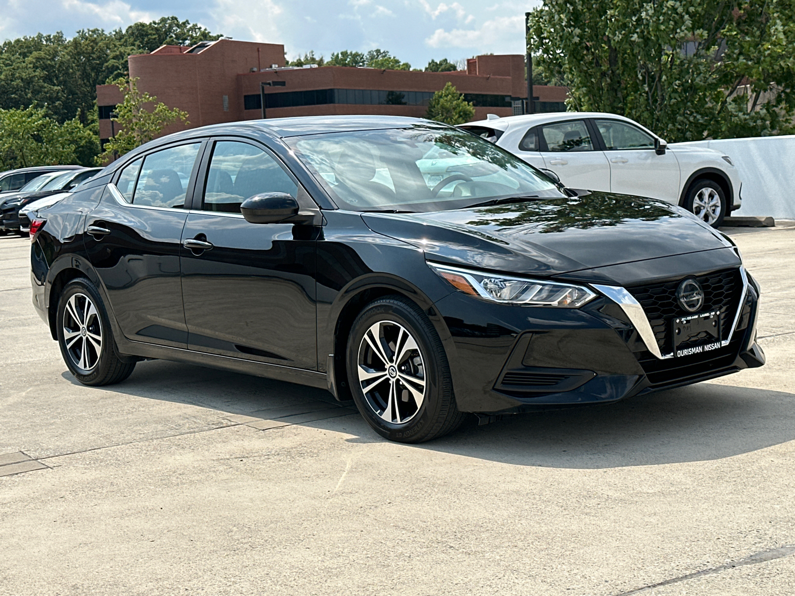 2021 Nissan Sentra SV 32