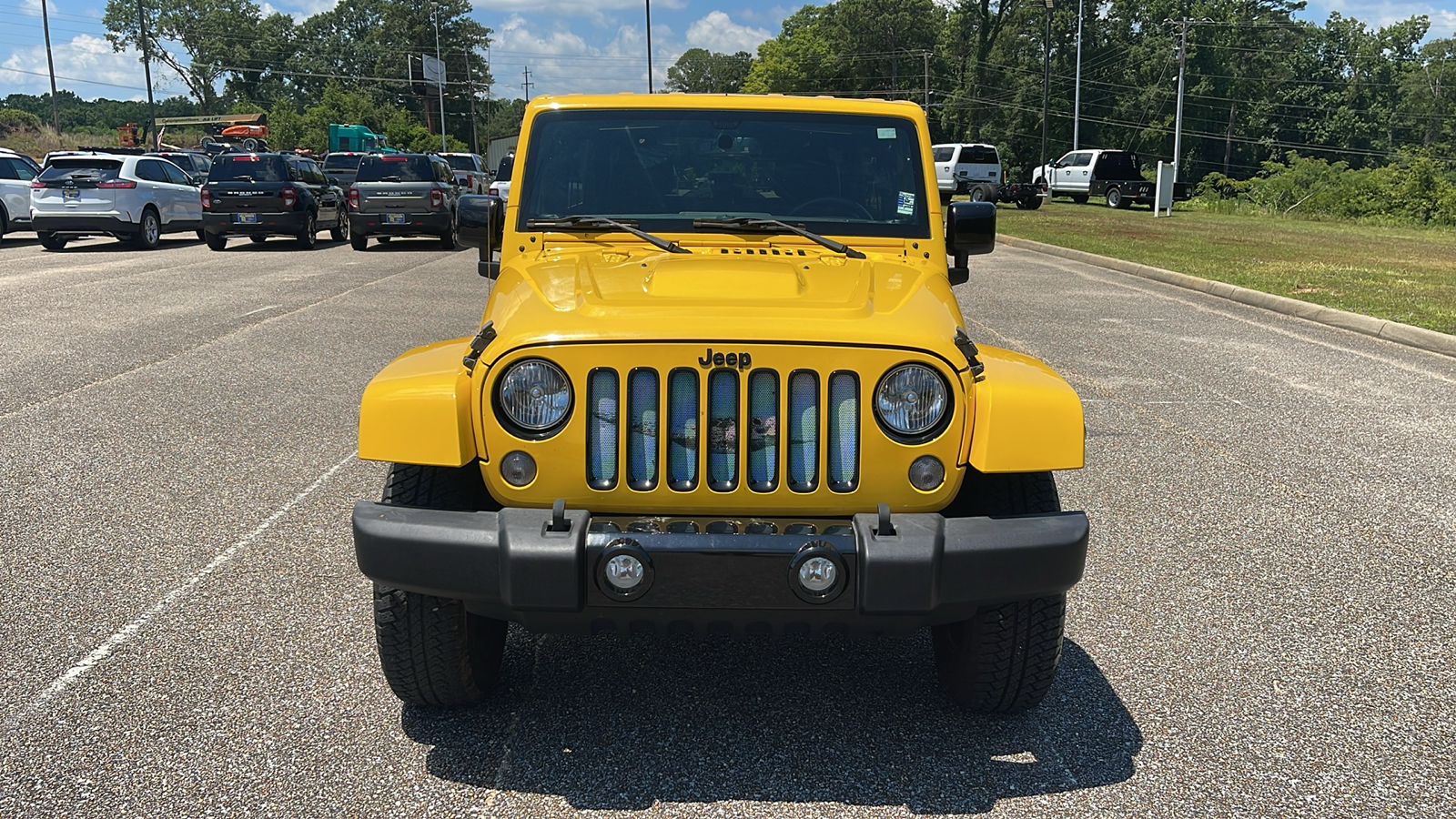 2015 Jeep Wrangler Unlimited Sahara 2