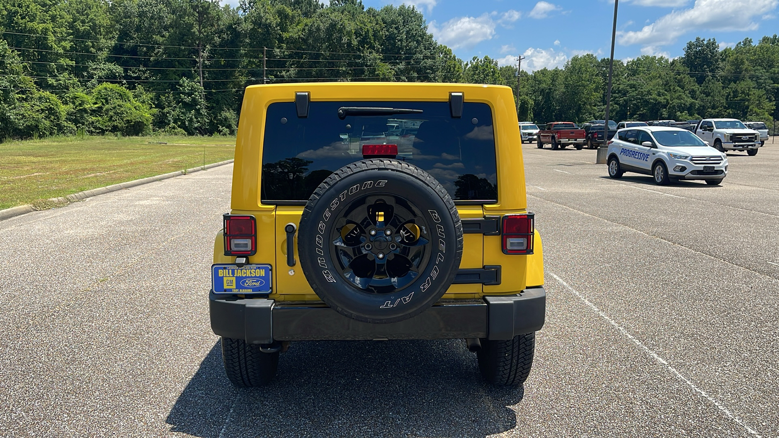 2015 Jeep Wrangler Unlimited Sahara 6