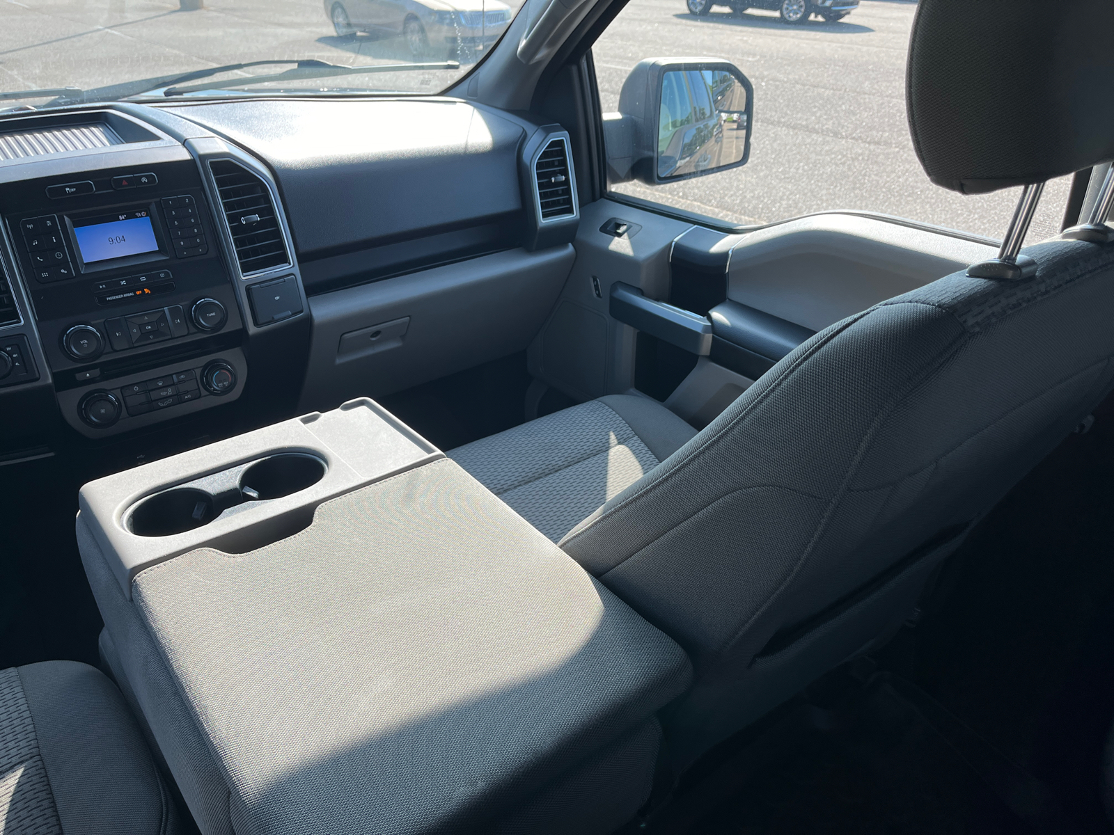 2018 Ford F-150 XLT 23