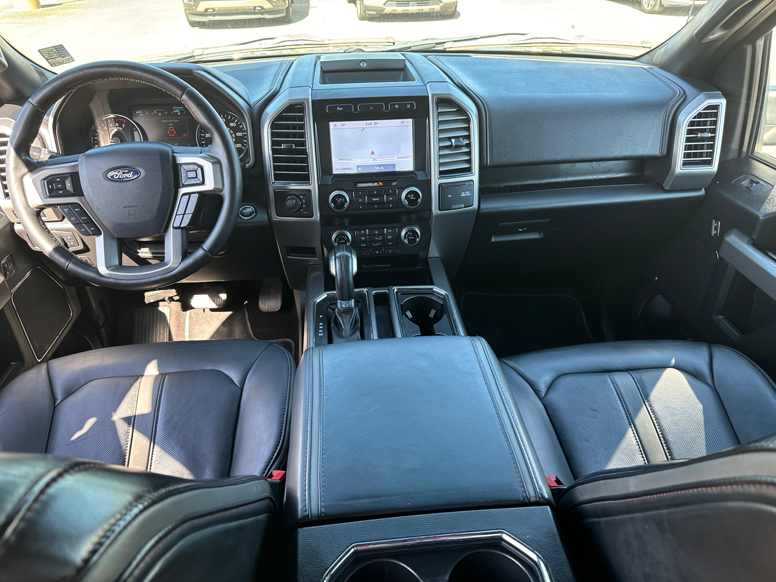 2020 Ford F-150 Platinum 24