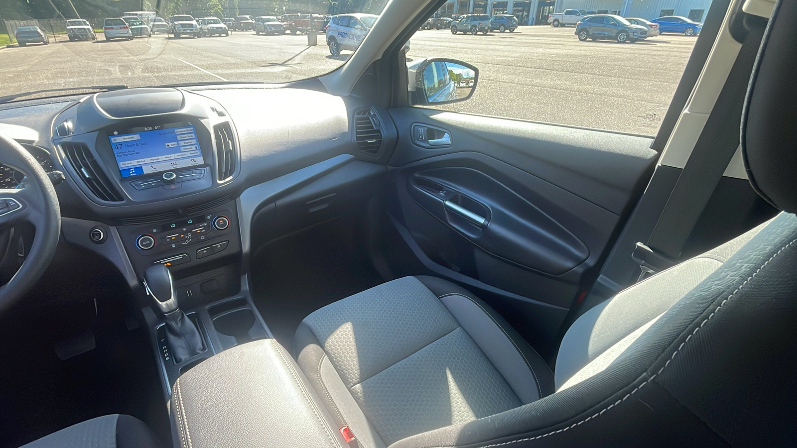 2019 Ford Escape SE 28