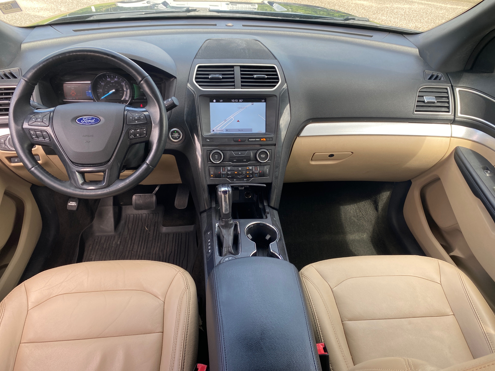 2017 Ford Explorer XLT 26