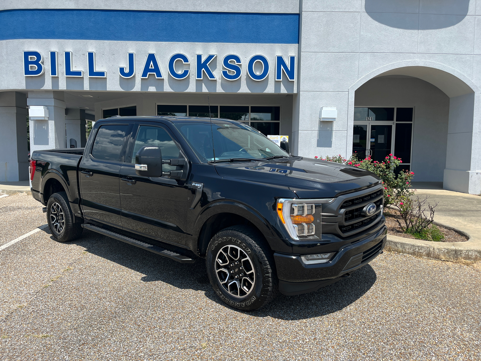 2021 Ford F-150 XLT 1