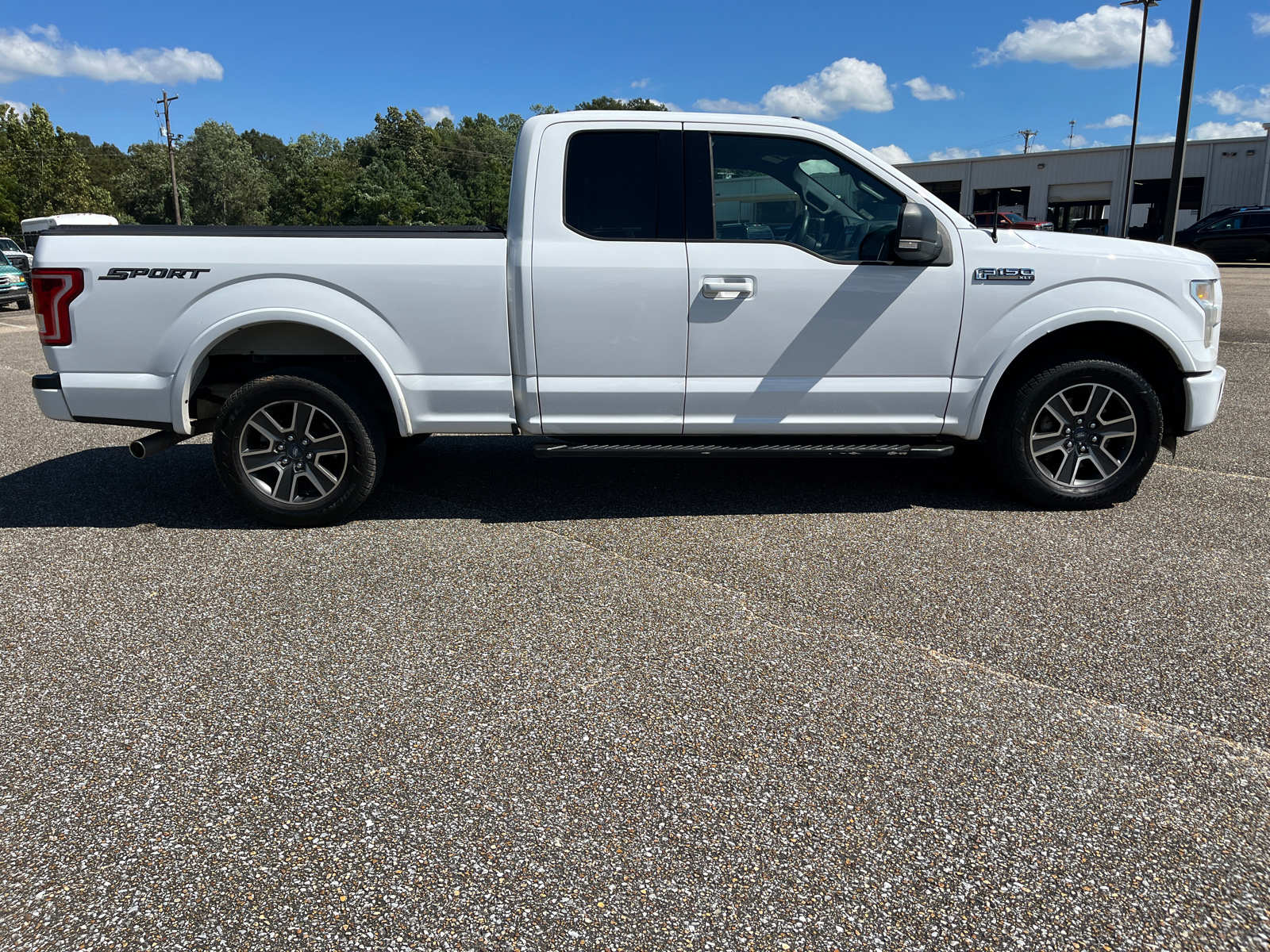 2015 Ford F-150 XLT 9