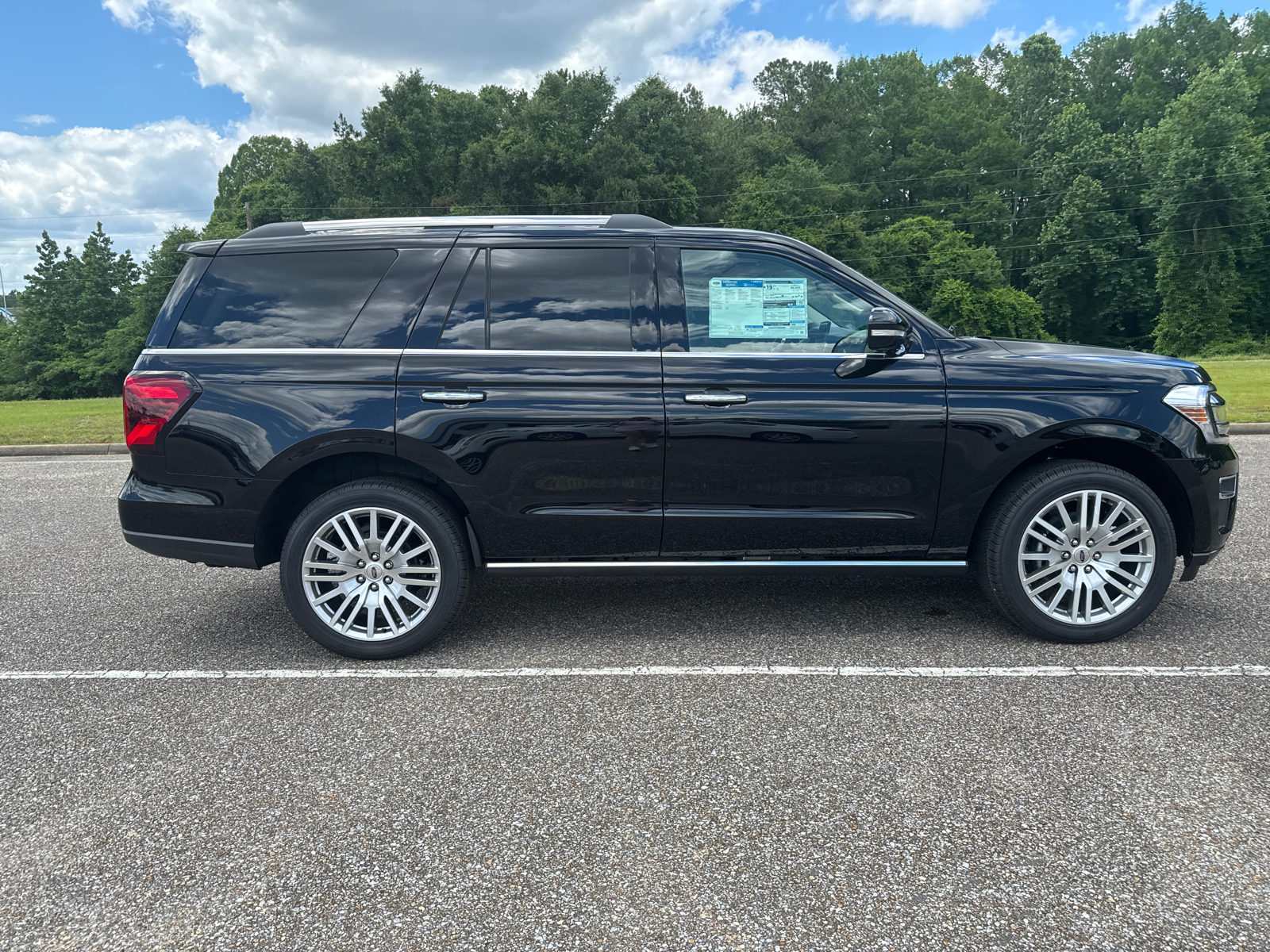 2024 Ford Expedition Limited 8