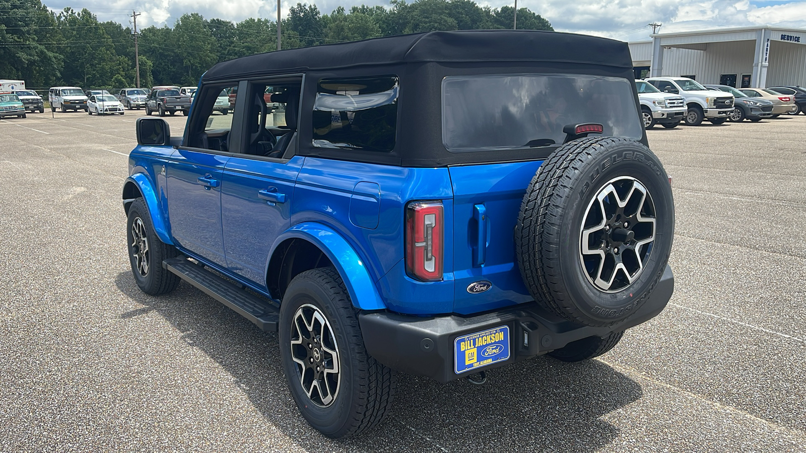 2024 Ford Bronco Outer Banks 5