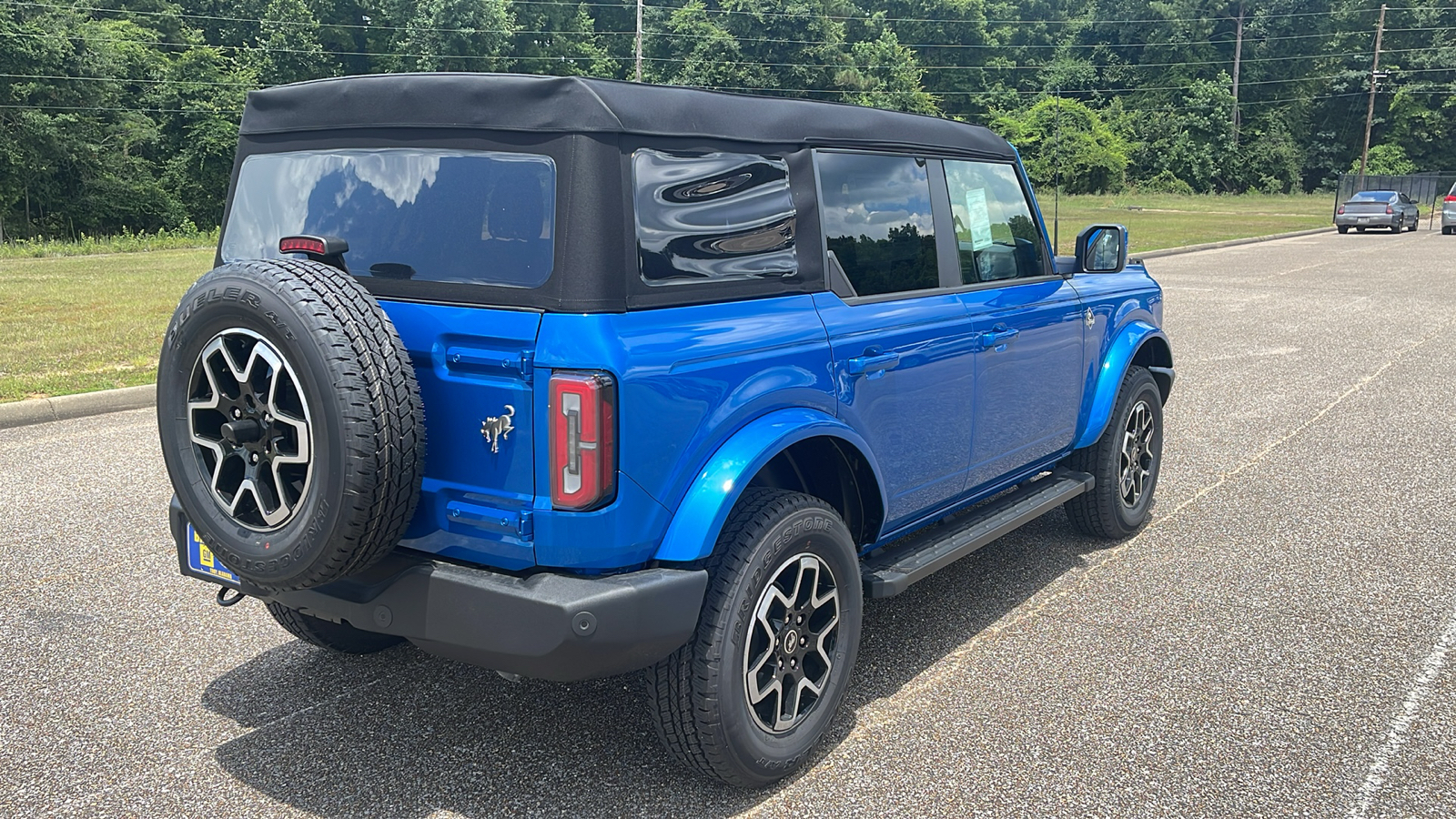 2024 Ford Bronco Outer Banks 7