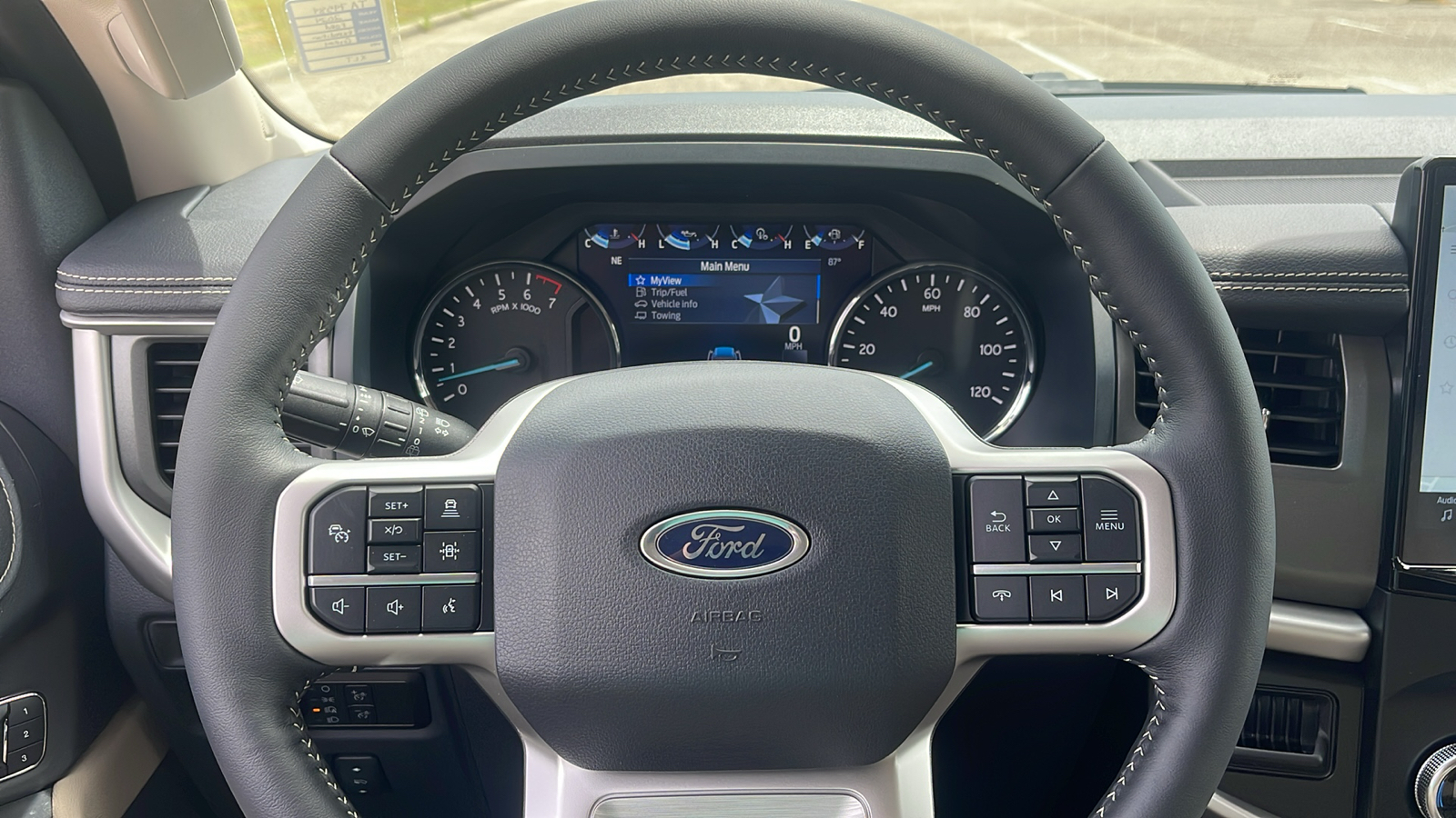 2024 Ford Expedition XLT 15