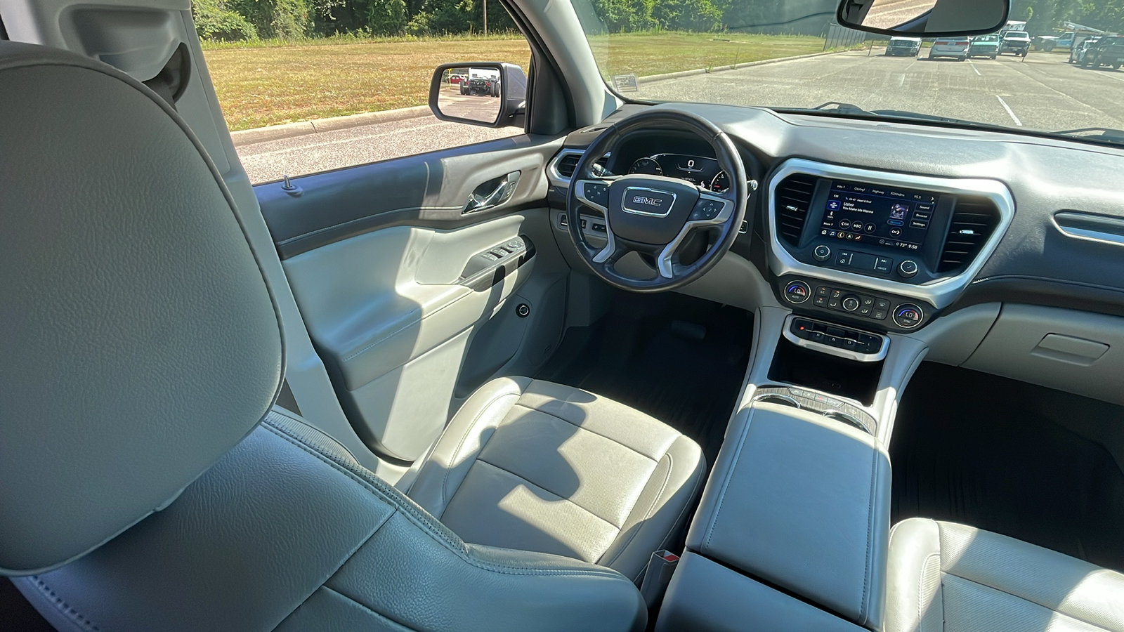 2020 GMC Acadia SLT 28