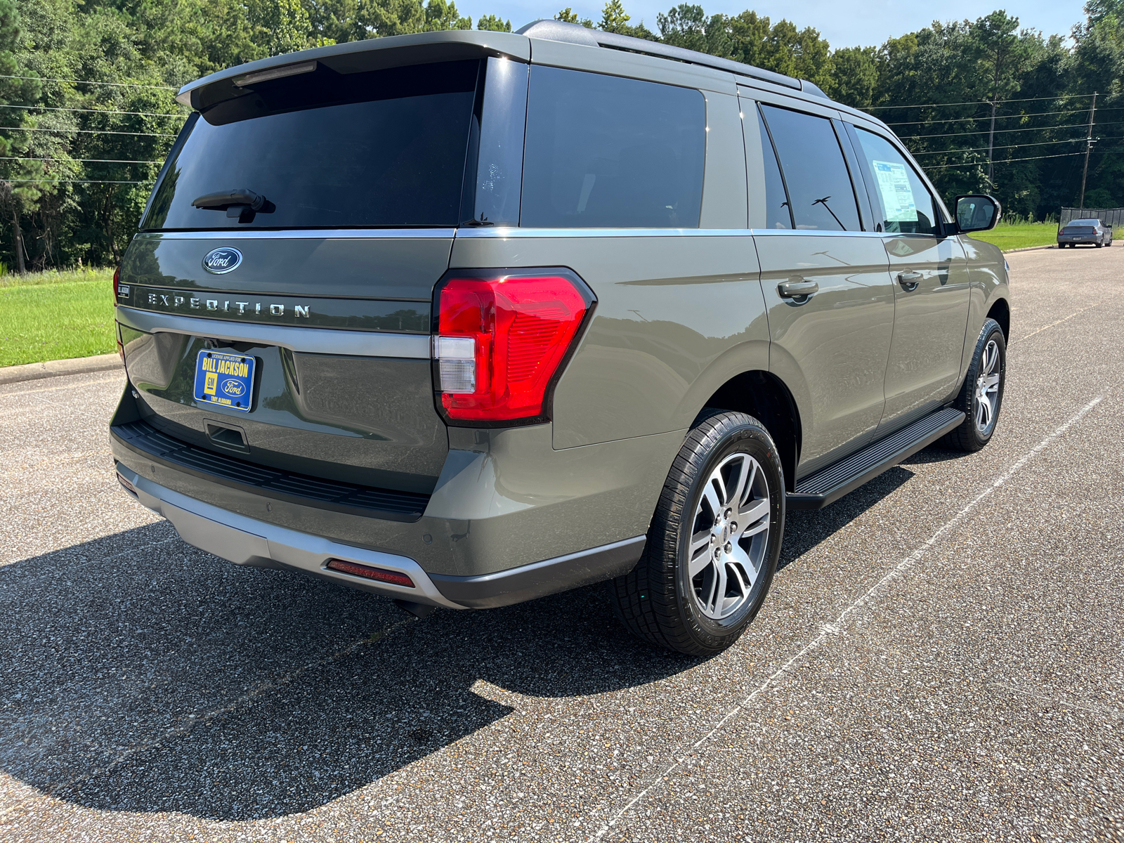 2024 Ford Expedition XLT 8