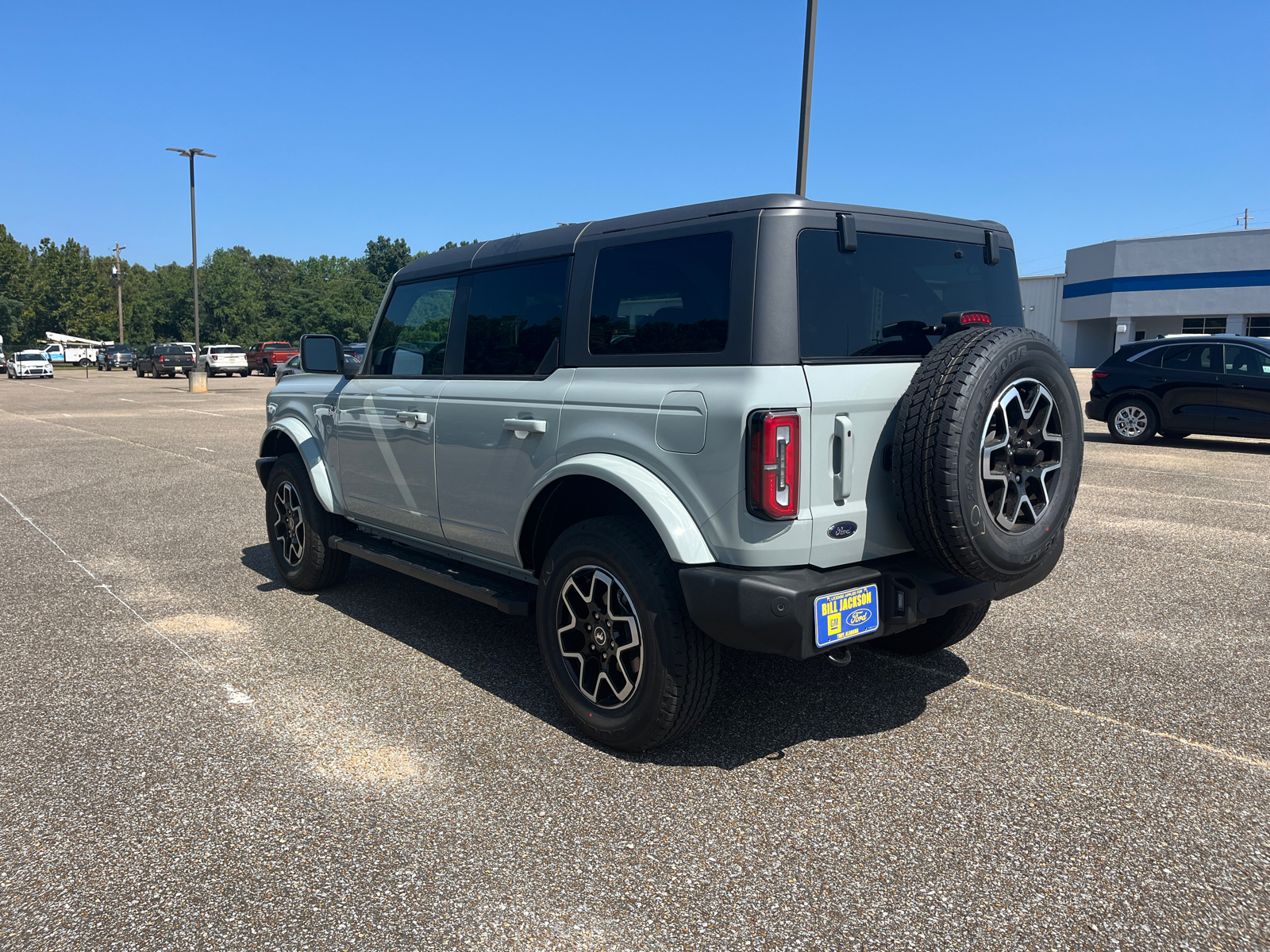 2024 Ford Bronco Outer Banks 6