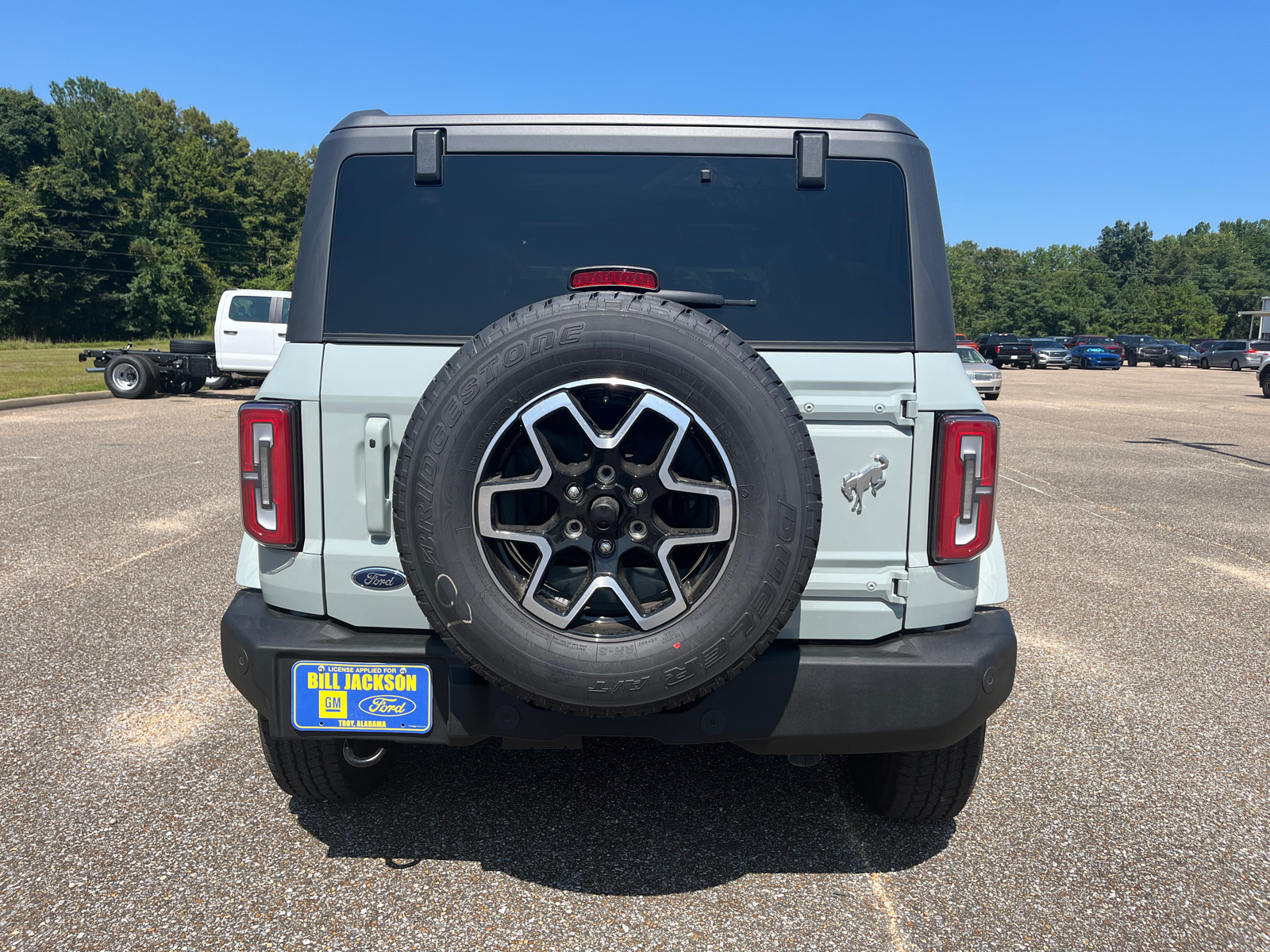 2024 Ford Bronco Outer Banks 7