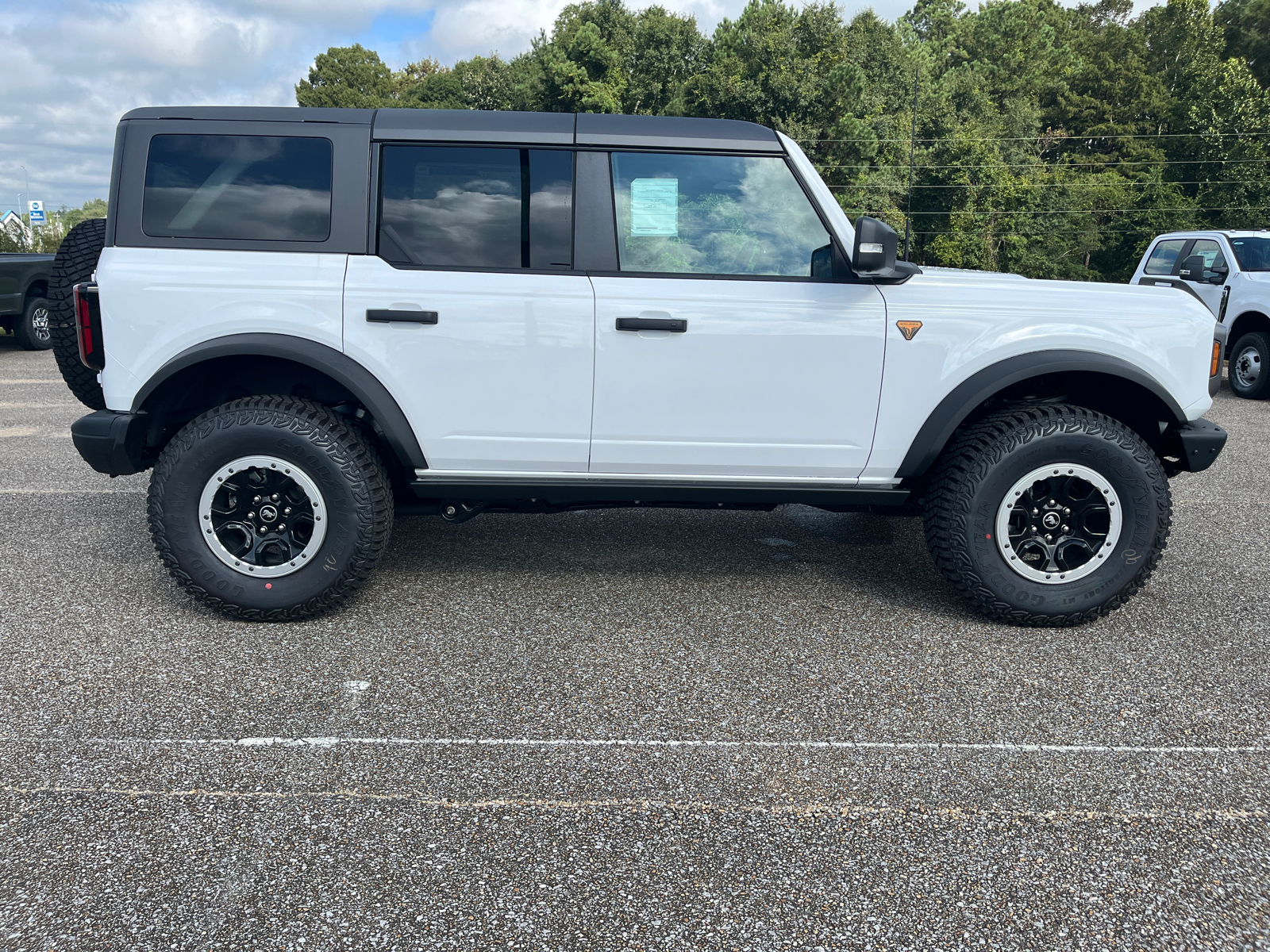 2024 Ford Bronco Badlands 10