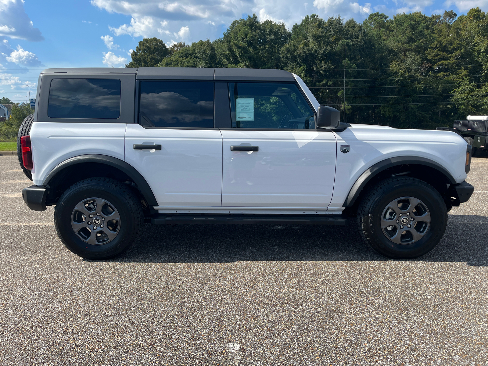 2024 Ford Bronco Big Bend 9