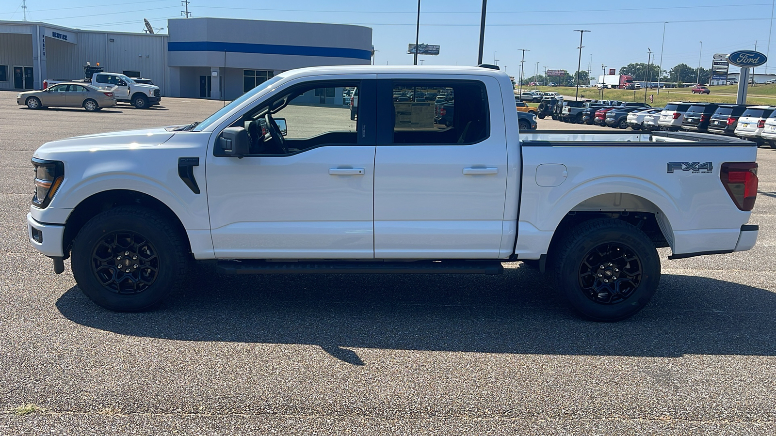 2024 Ford F-150 XLT 4