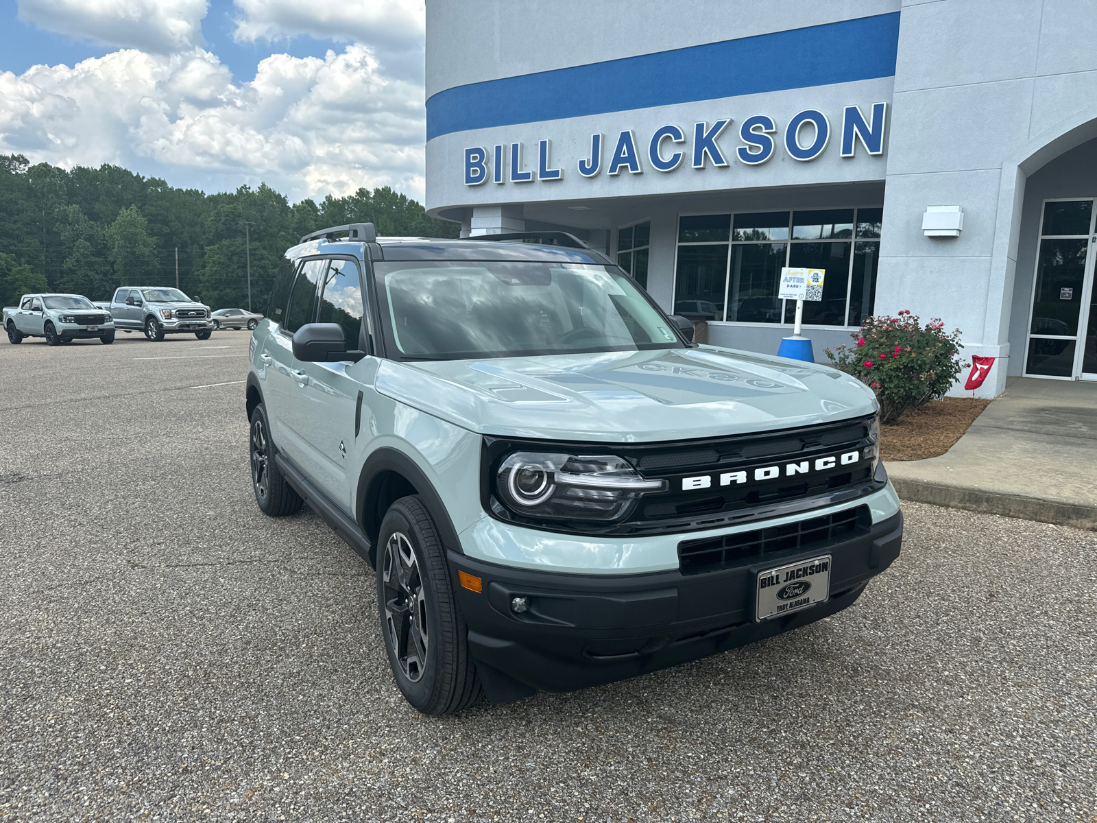 2024 Ford Bronco Sport Outer Banks 1