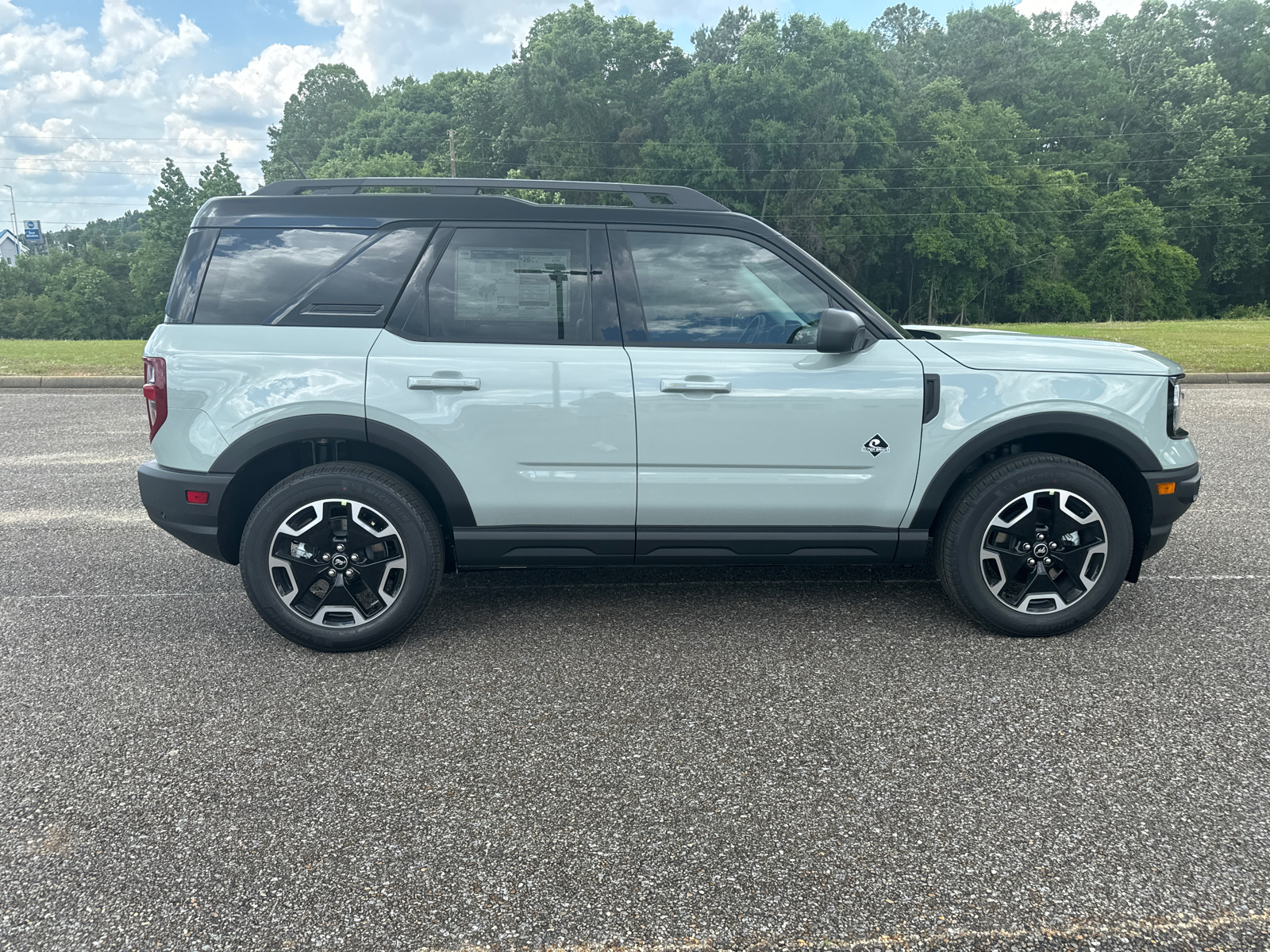 2024 Ford Bronco Sport Outer Banks 8