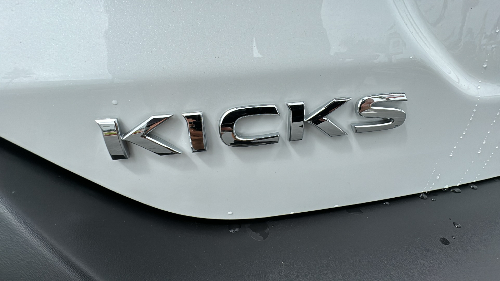 2019 Nissan Kicks SV 25