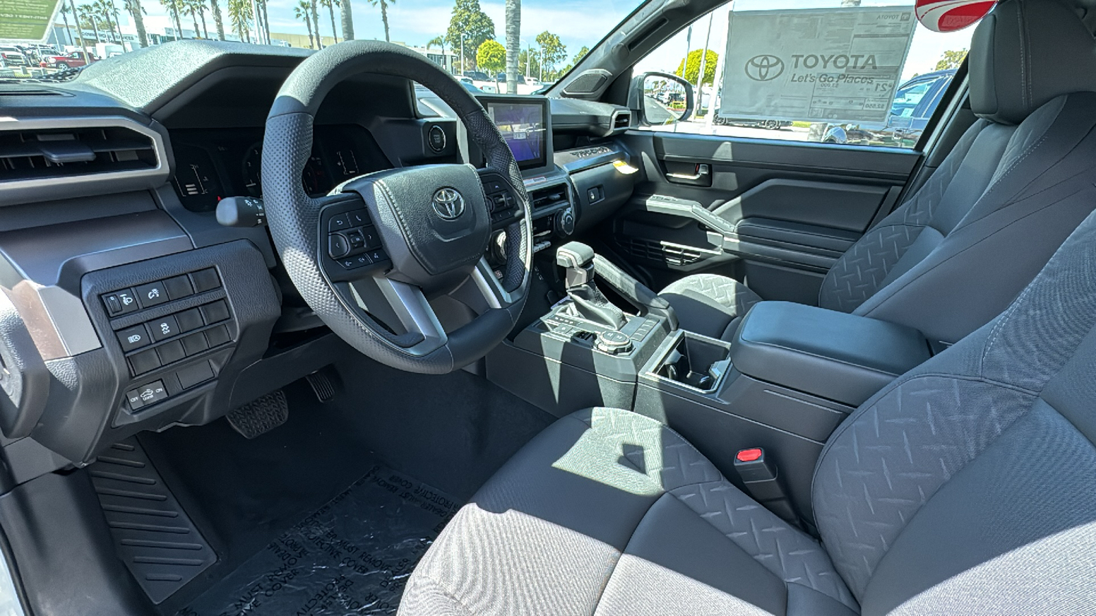 2024 Toyota Tacoma SR5 Double Cab 6 Bed AT 13
