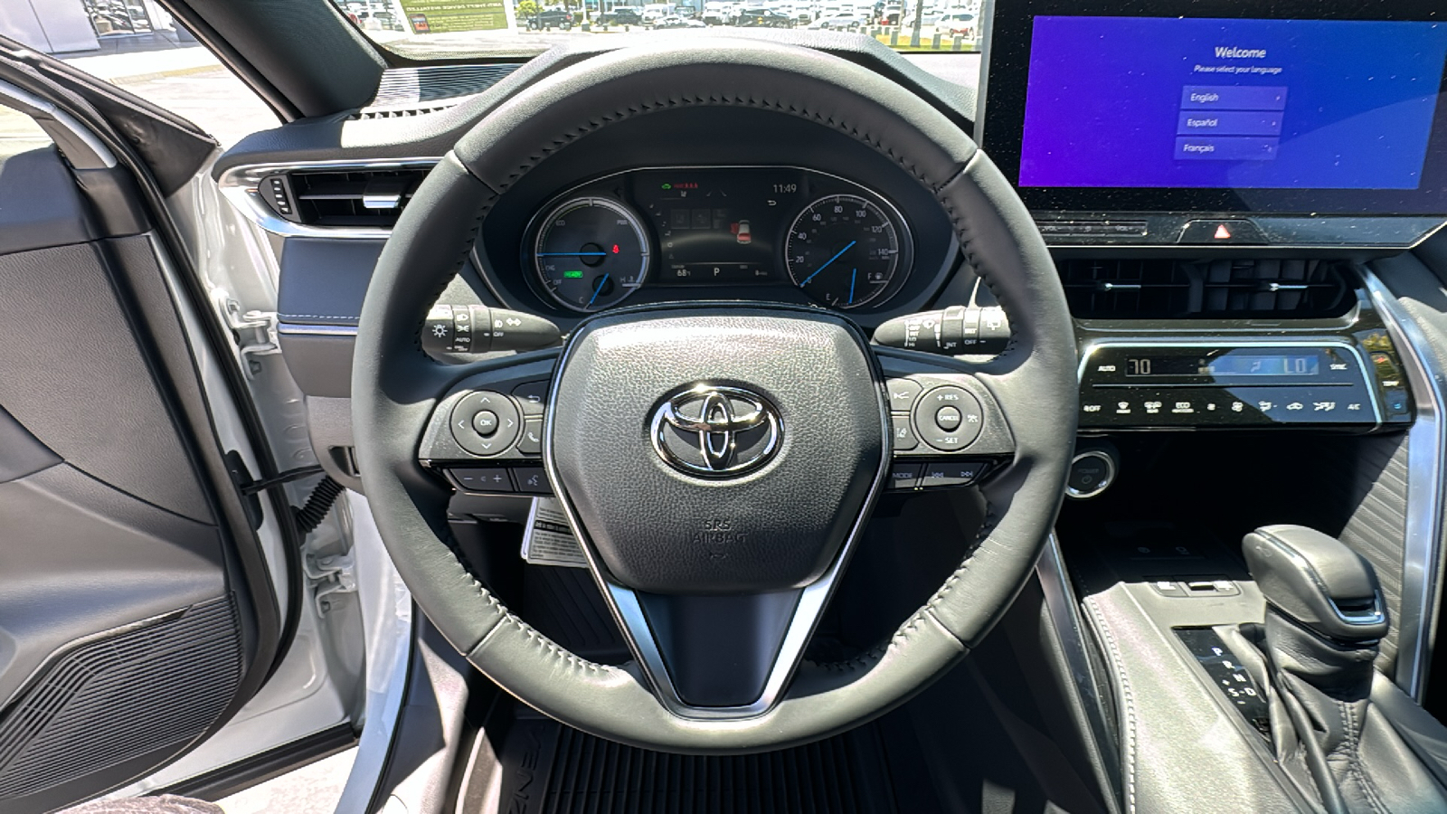 2024 Toyota Venza XLE 16