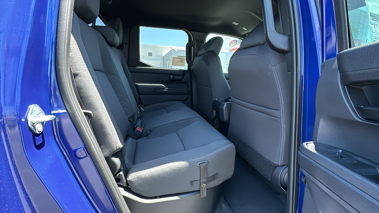 2024 Toyota Tacoma SR5 Double Cab 5 Bed AT 18