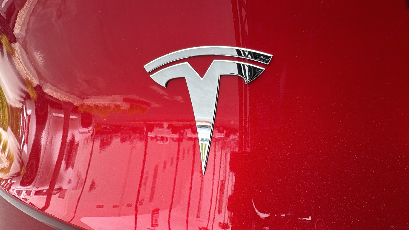 2024 Tesla Model Y Long Range 26