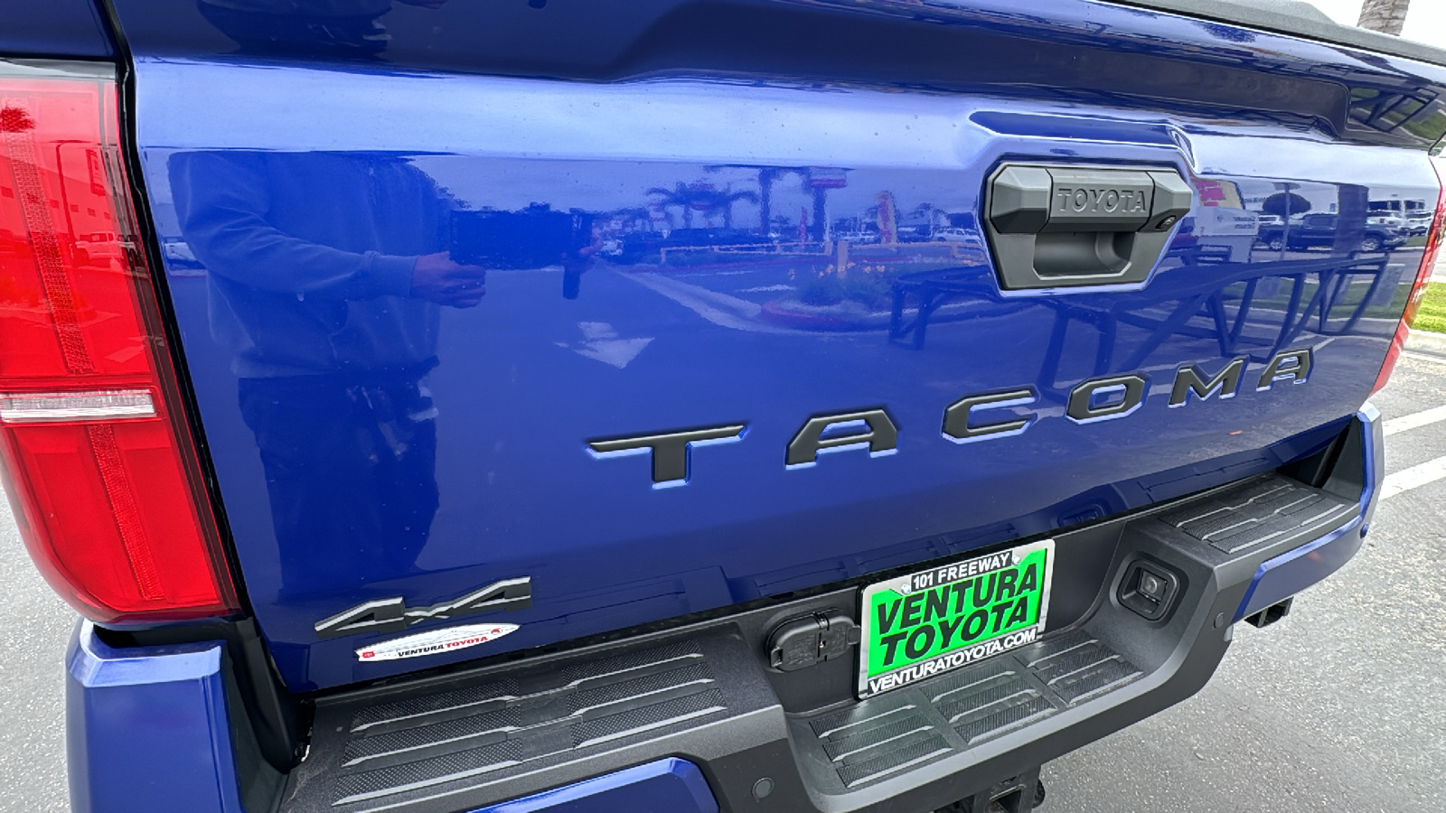 2024 Toyota Tacoma SR5 Double Cab 6 Bed AT 24