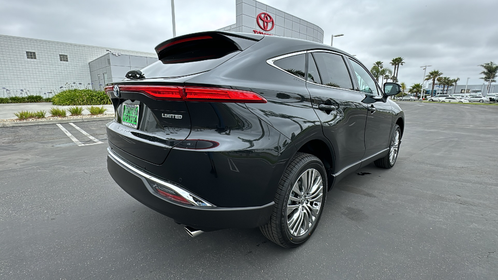 2024 Toyota Venza Limited 3
