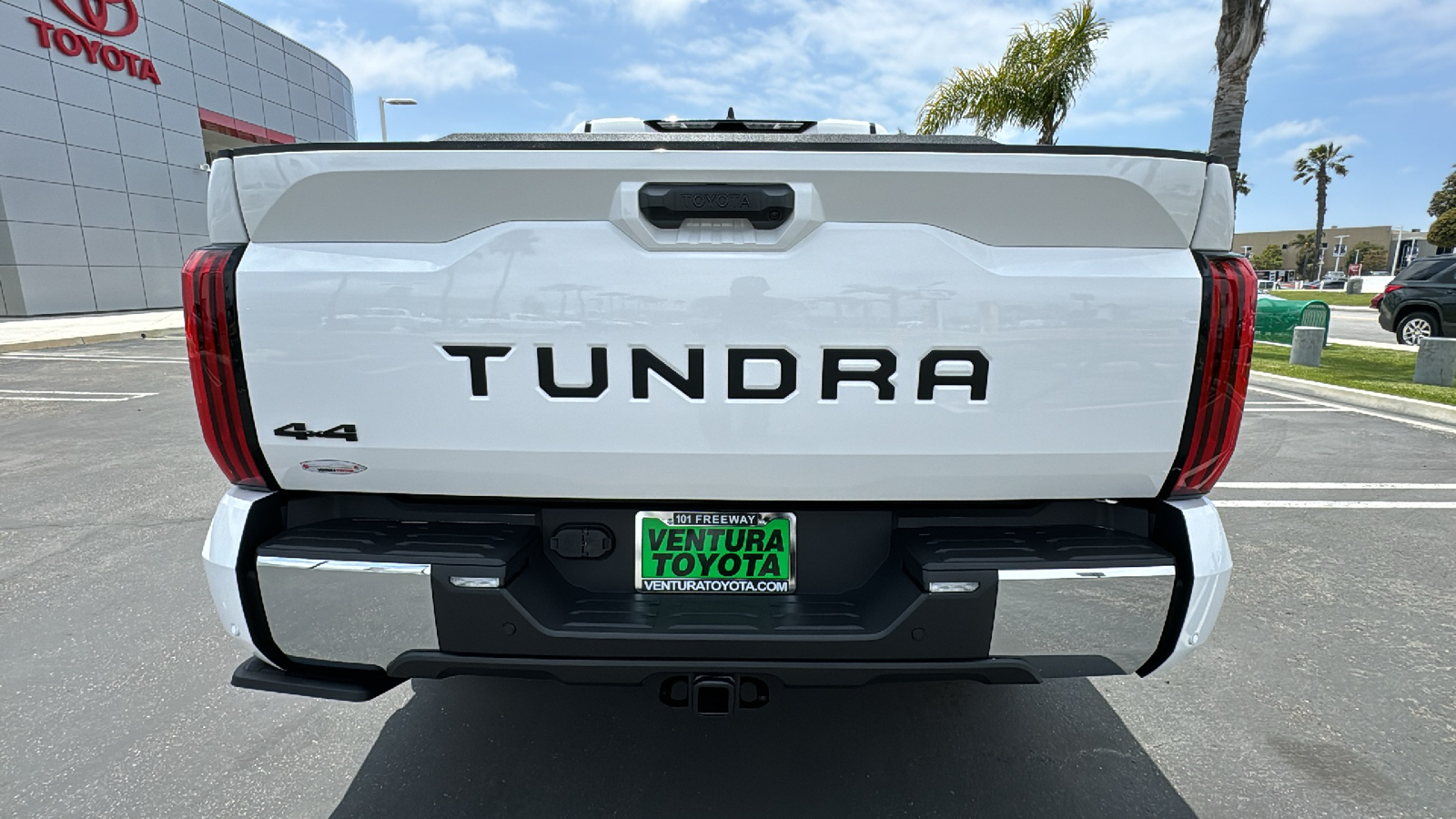 2024 Toyota Tundra SR5 CrewMax 5.5 Bed 4