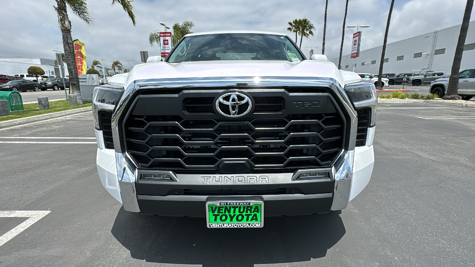 2024 Toyota Tundra SR5 CrewMax 5.5 Bed 8