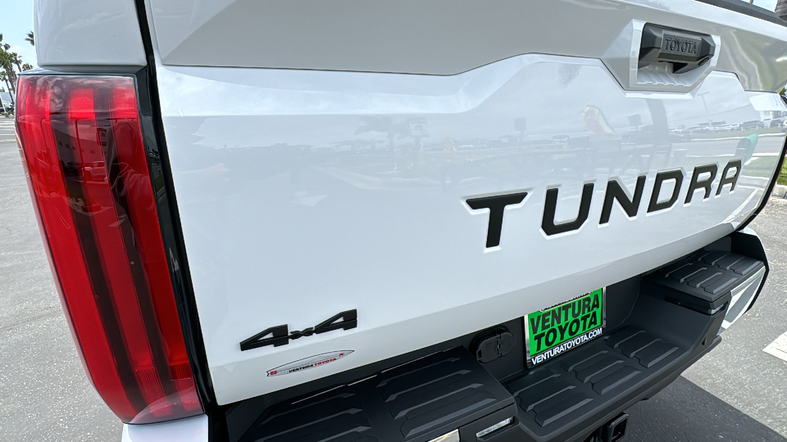 2024 Toyota Tundra SR5 CrewMax 5.5 Bed 24