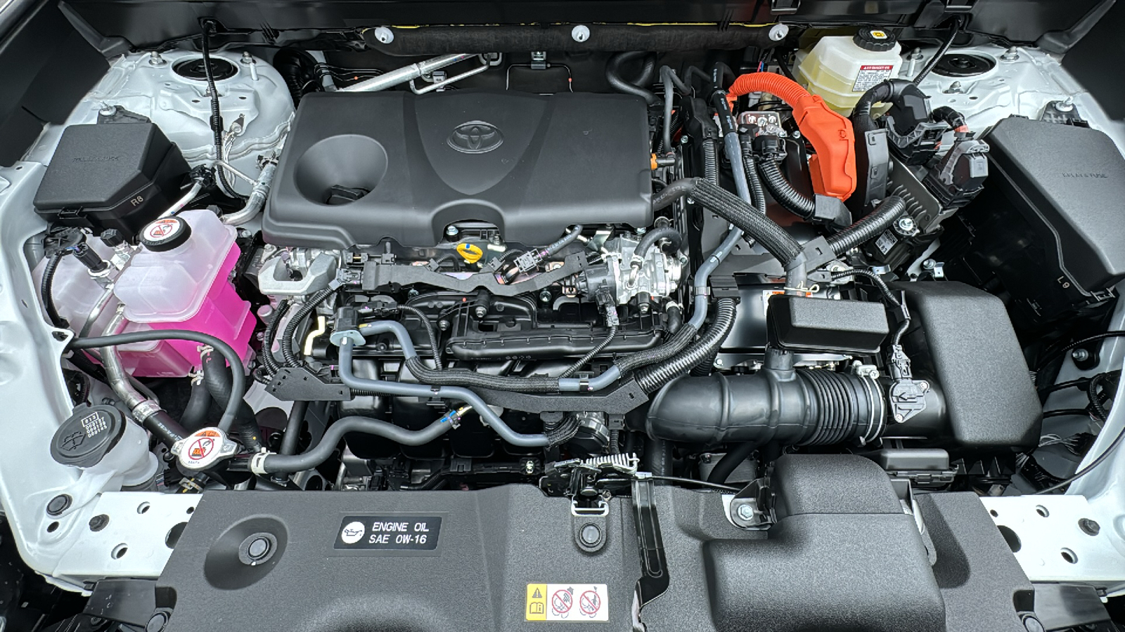 2024 Toyota RAV4 Hybrid XLE Premium 9
