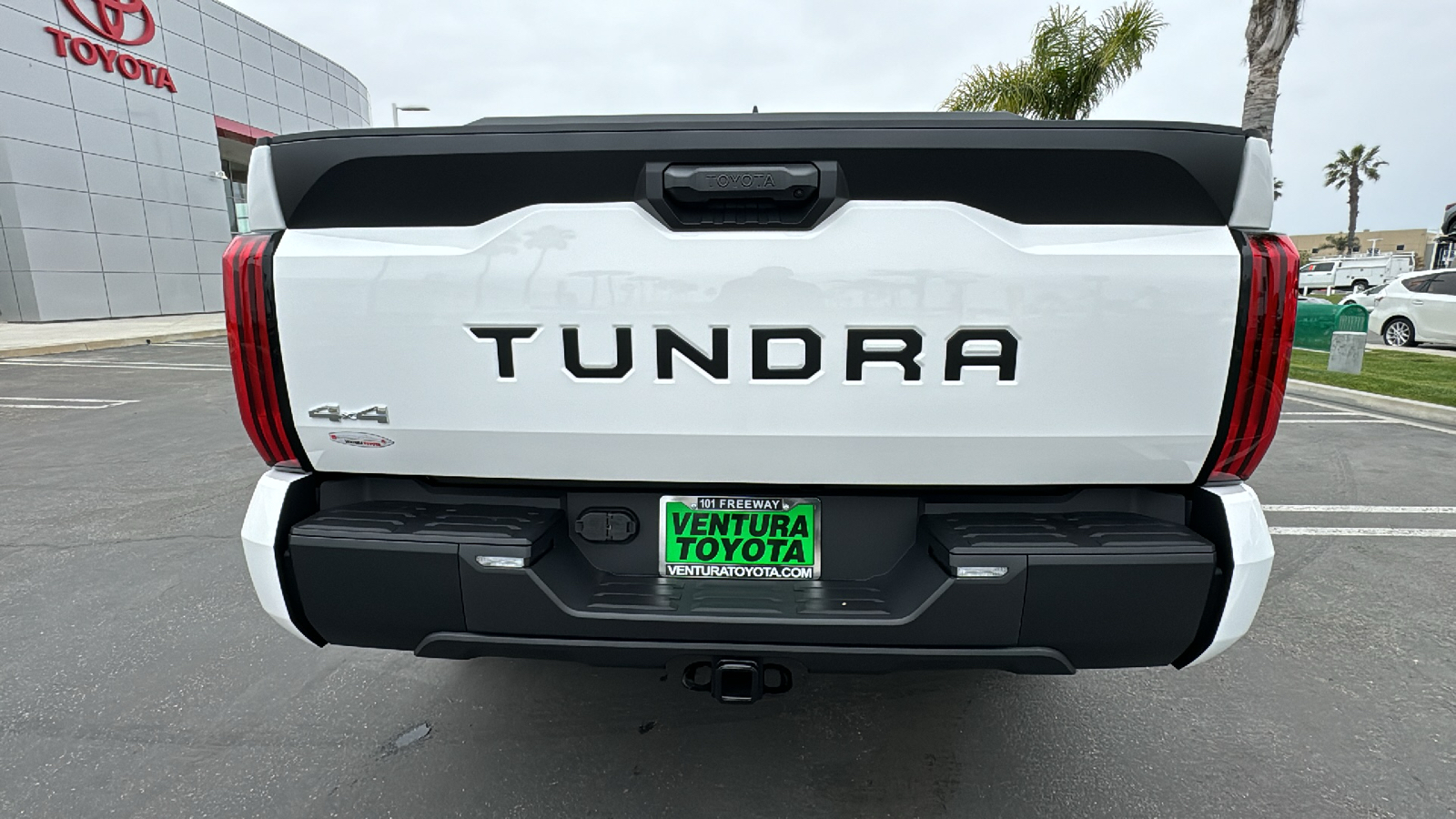 2024 Toyota Tundra SR5 CrewMax 5.5 Bed 4