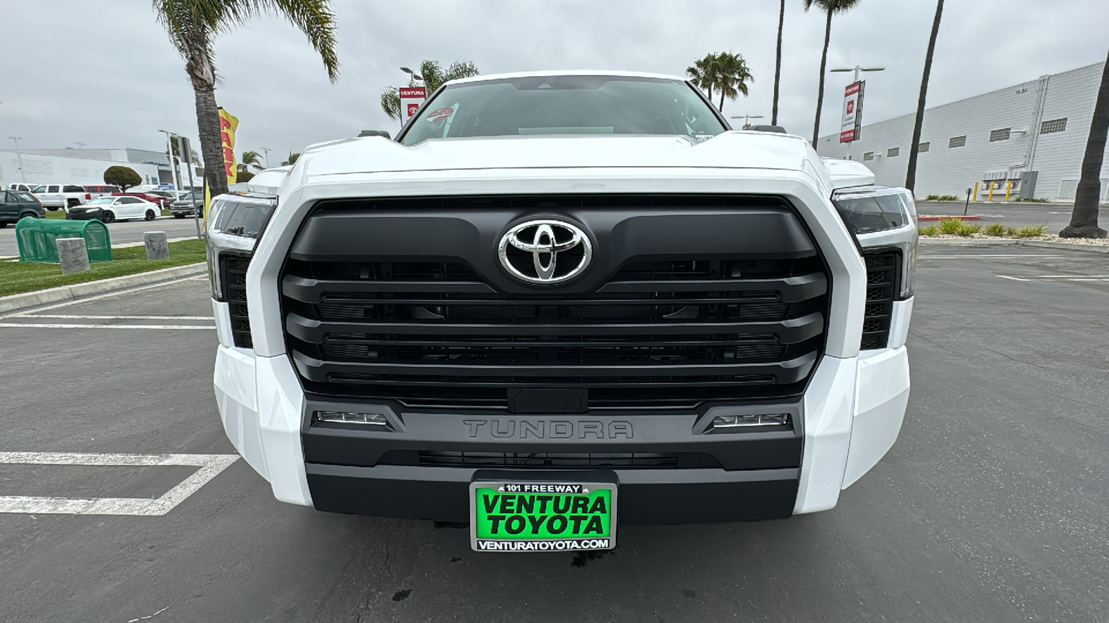 2024 Toyota Tundra SR5 CrewMax 5.5 Bed 8