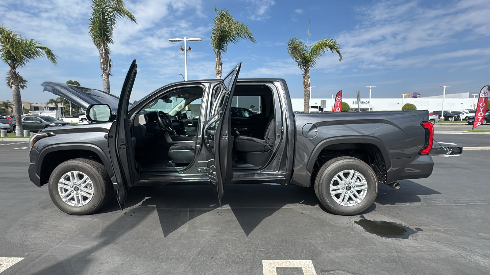 2024 Toyota Tundra SR5 CrewMax 5.5 Bed 11