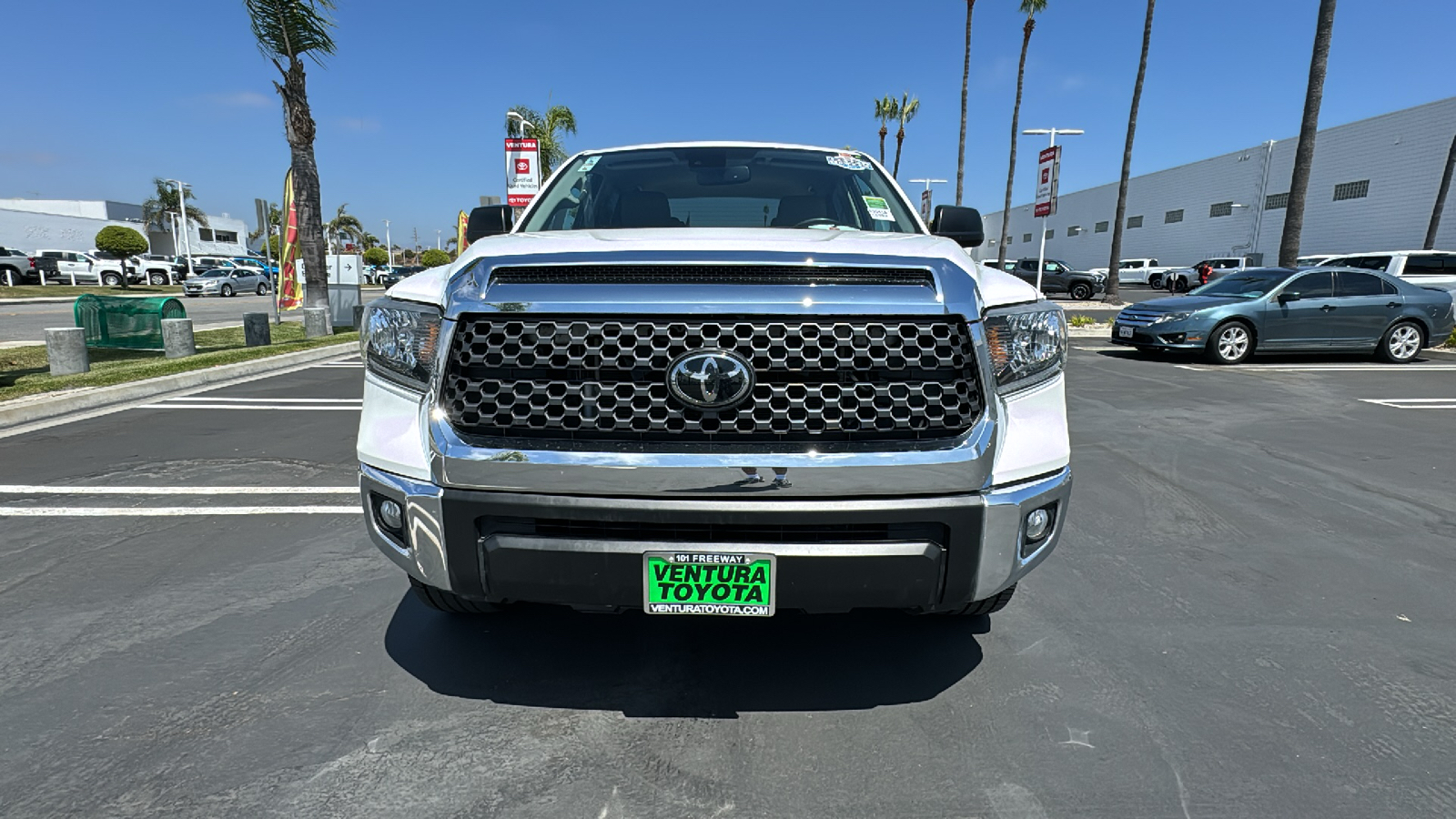 2021 Toyota Tundra SR5 CrewMax 5.5 Bed 5.7L 8