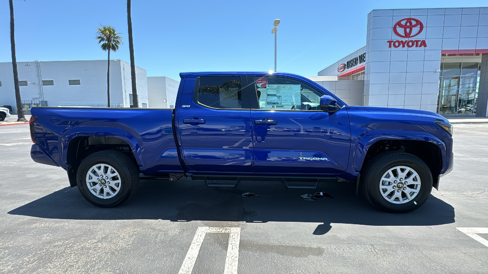 2024 Toyota Tacoma SR5 Double Cab 6 Bed AT 2