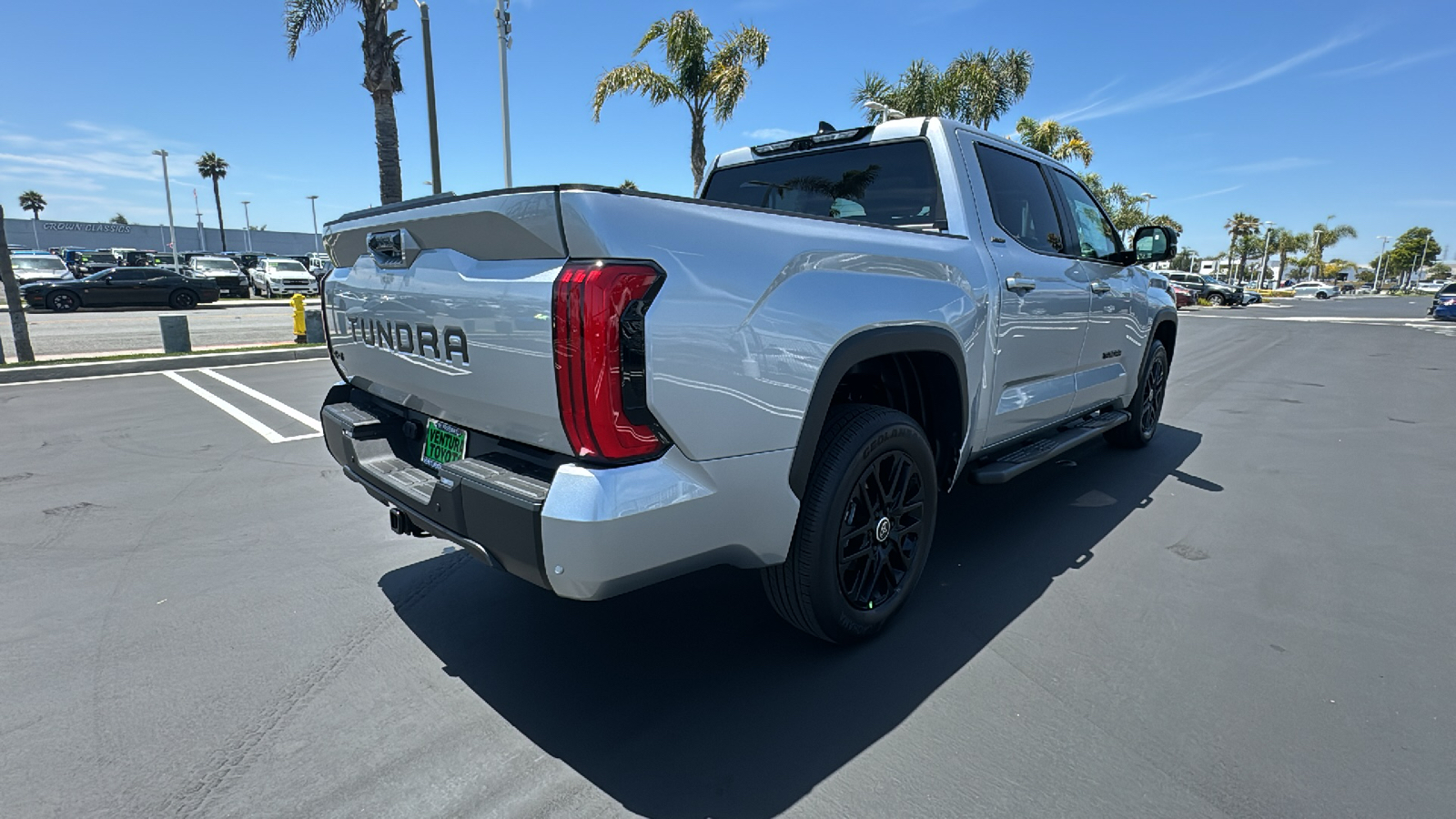 2024 Toyota Tundra Limited CrewMax 5.5 Bed 3