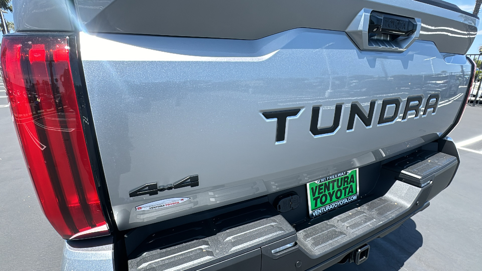 2024 Toyota Tundra Limited CrewMax 5.5 Bed 26