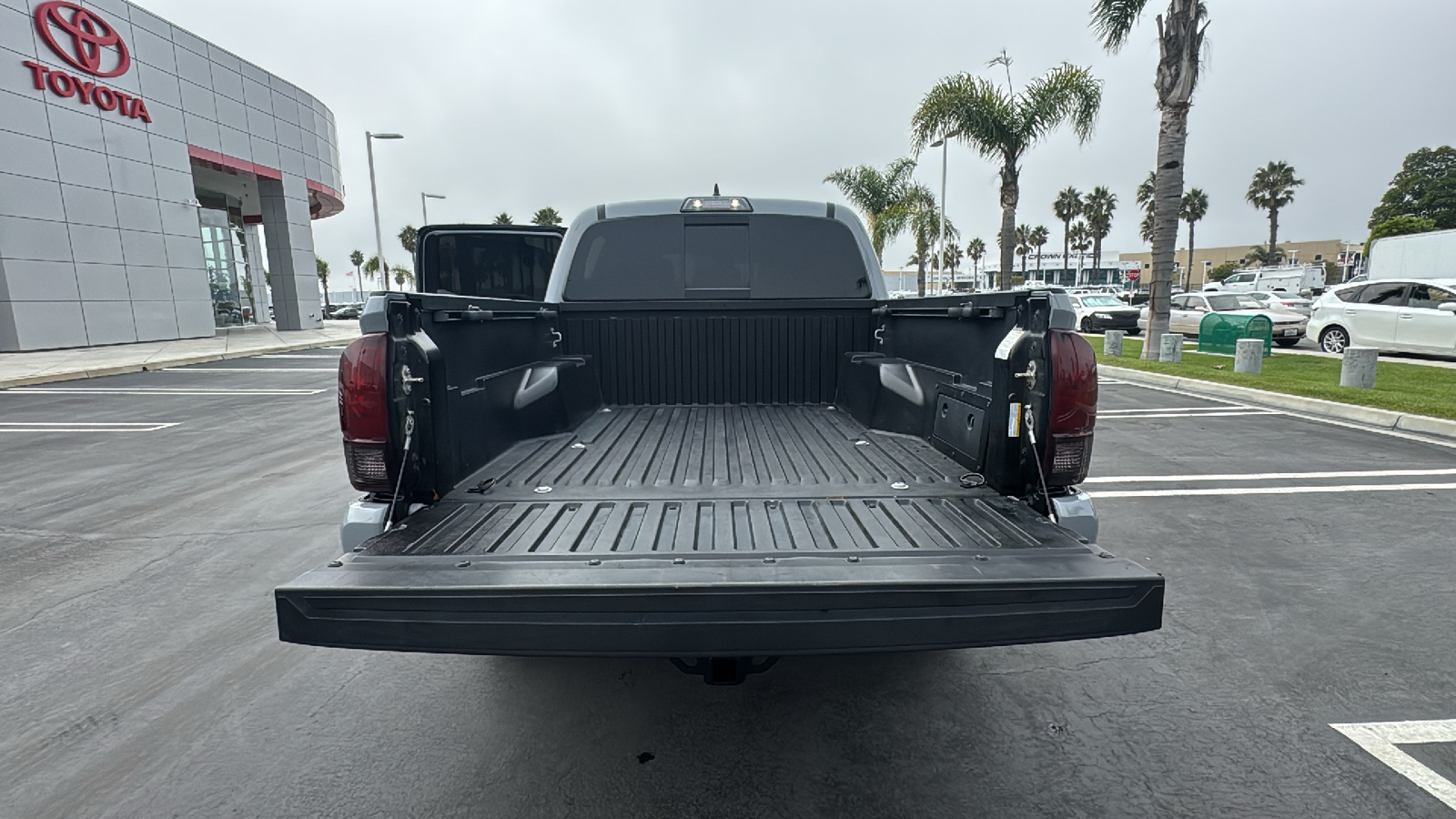 2019 Toyota Tacoma SR5 Double Cab 5 Bed V6 AT 10