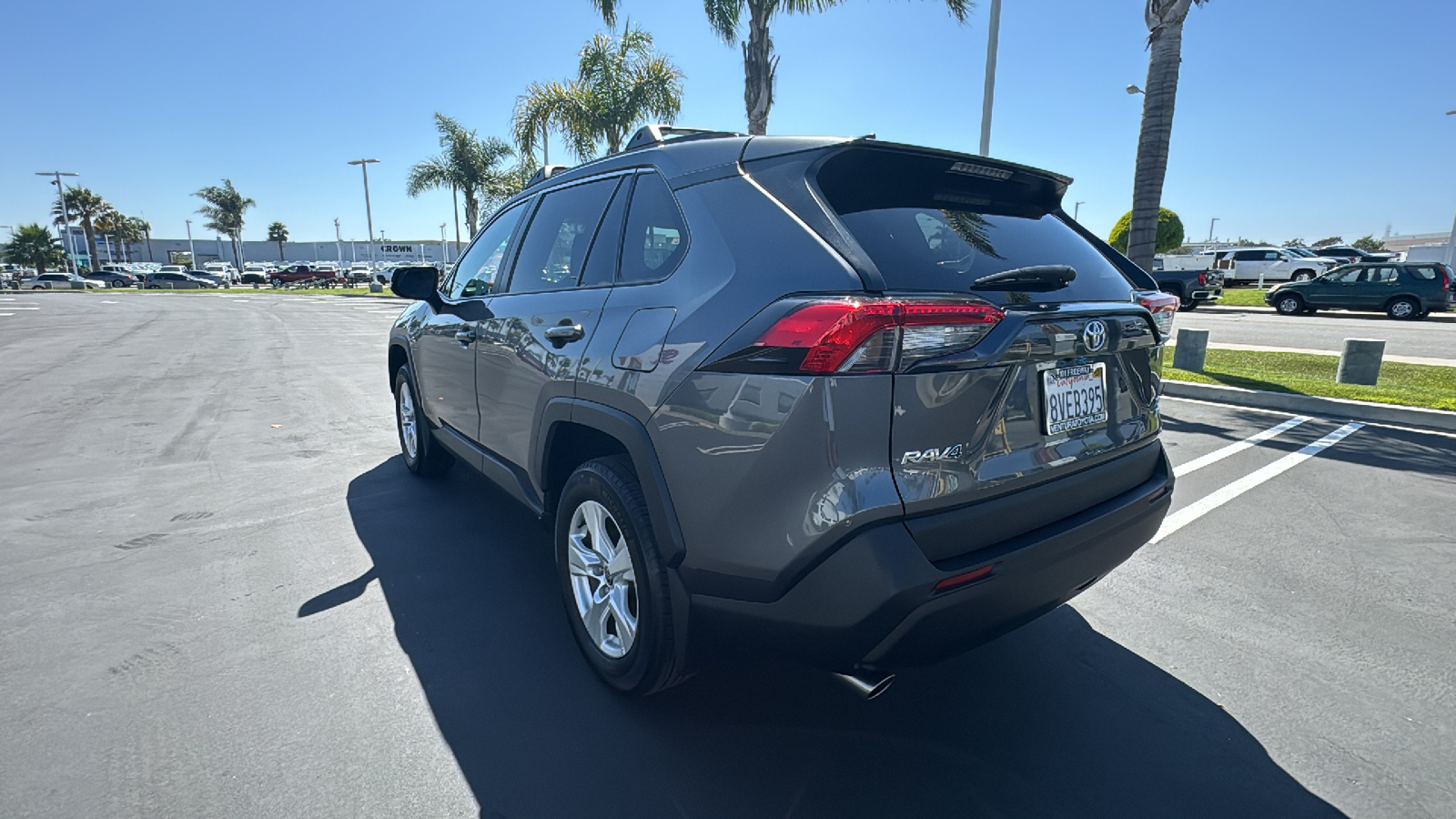 2021 Toyota RAV4 XLE 5